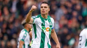 斯咸在半場 斯咸在半場